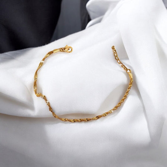 18k gold plated twisted bracelet